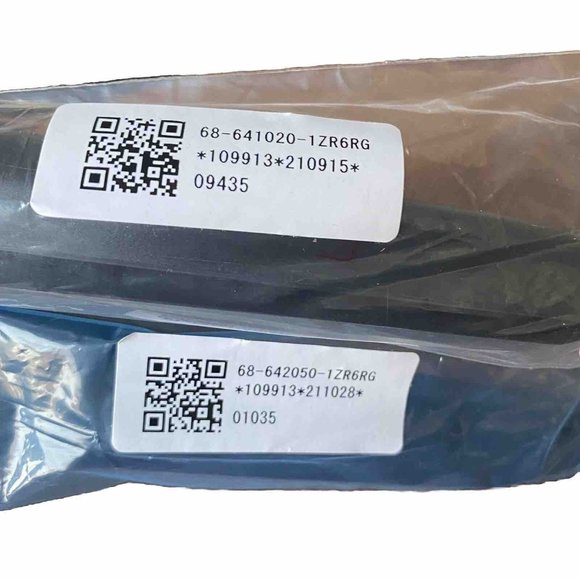 TCL 55S431 TV Stand Legs Brand New Sealed 2pc 68-642050-1ZR6RG No Screws Tv Legs - Picture 11 of 11